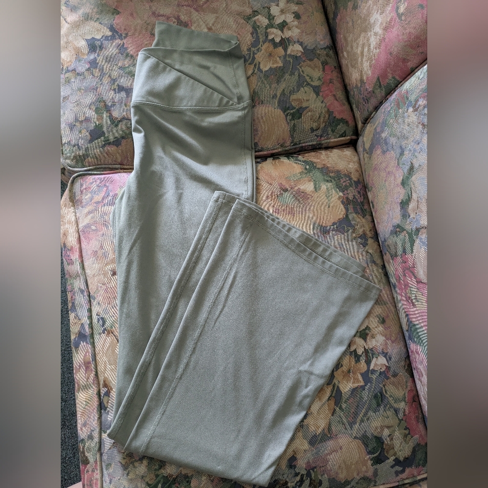 Yogalicious Lux Olive Leggings